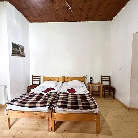 Guest House Svan-Ski Местія Екстер'єр фото