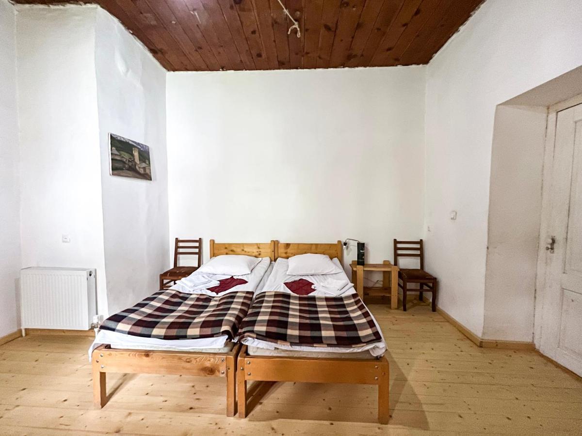 Guest House Svan-Ski Местія Екстер'єр фото