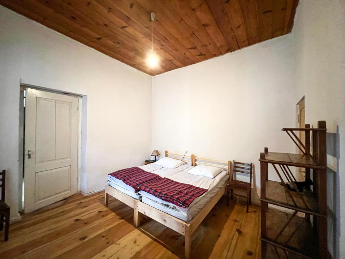 Guest House Svan-Ski Местія Екстер'єр фото