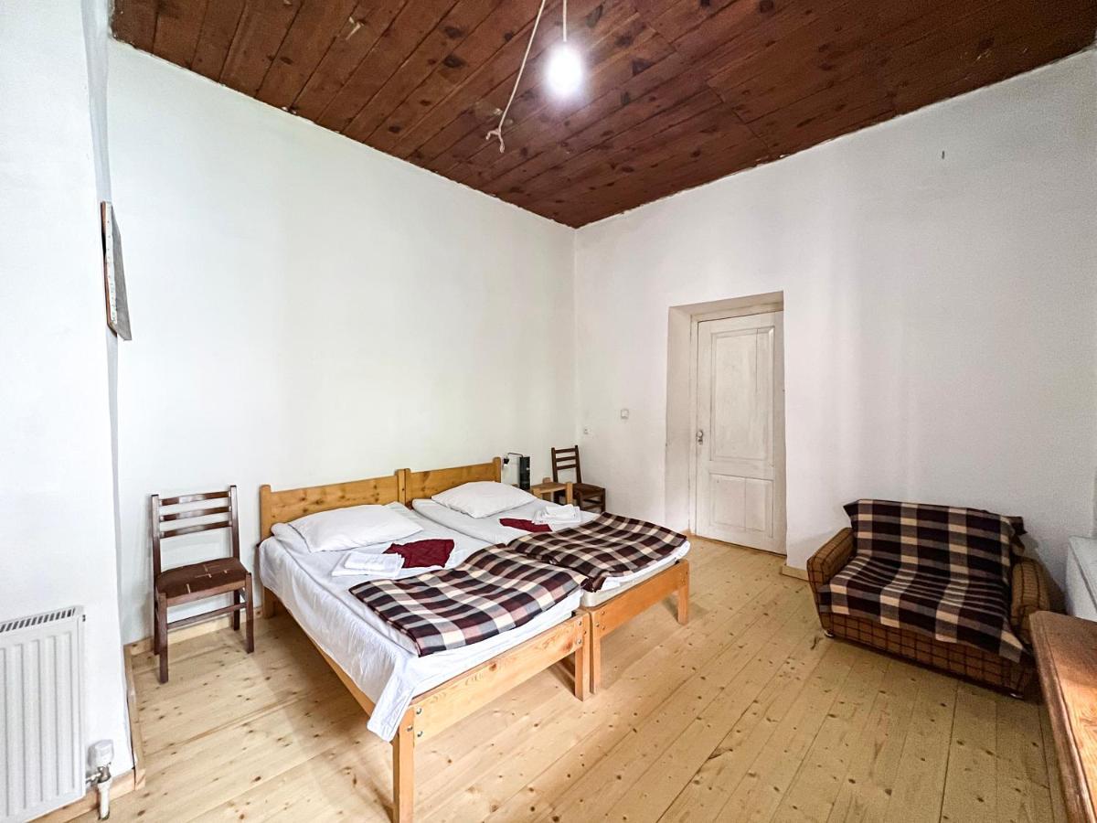 Guest House Svan-Ski Местія Екстер'єр фото