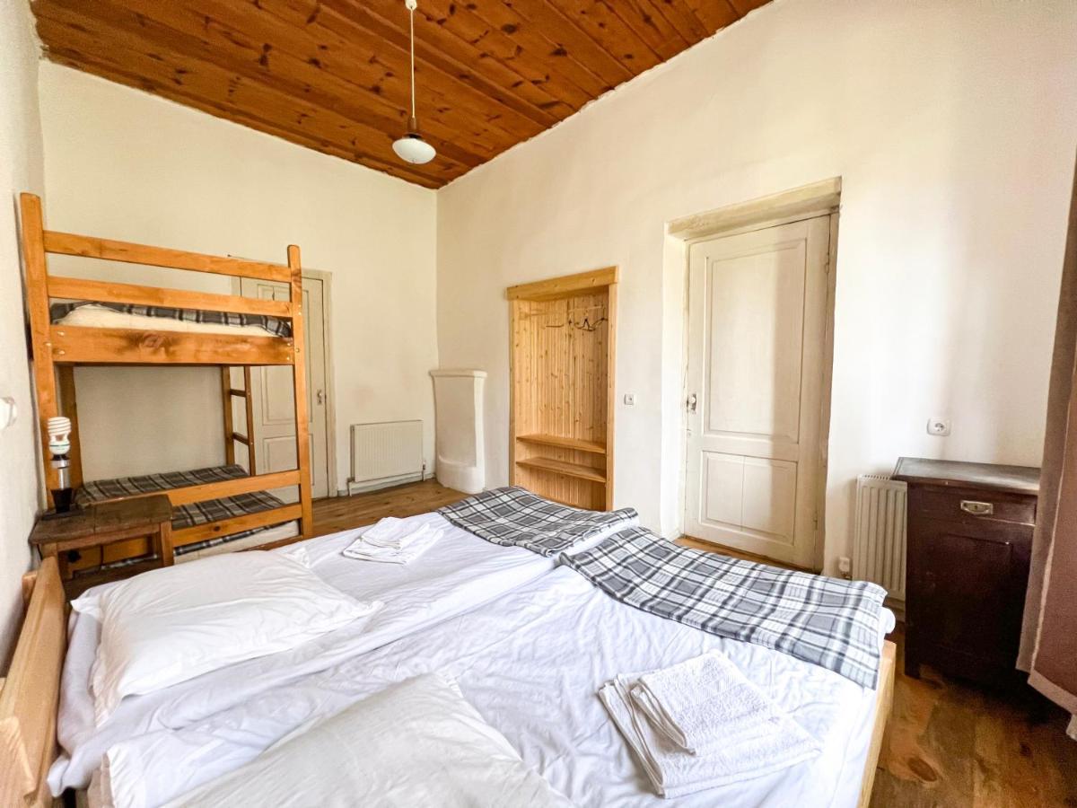 Guest House Svan-Ski Местія Екстер'єр фото