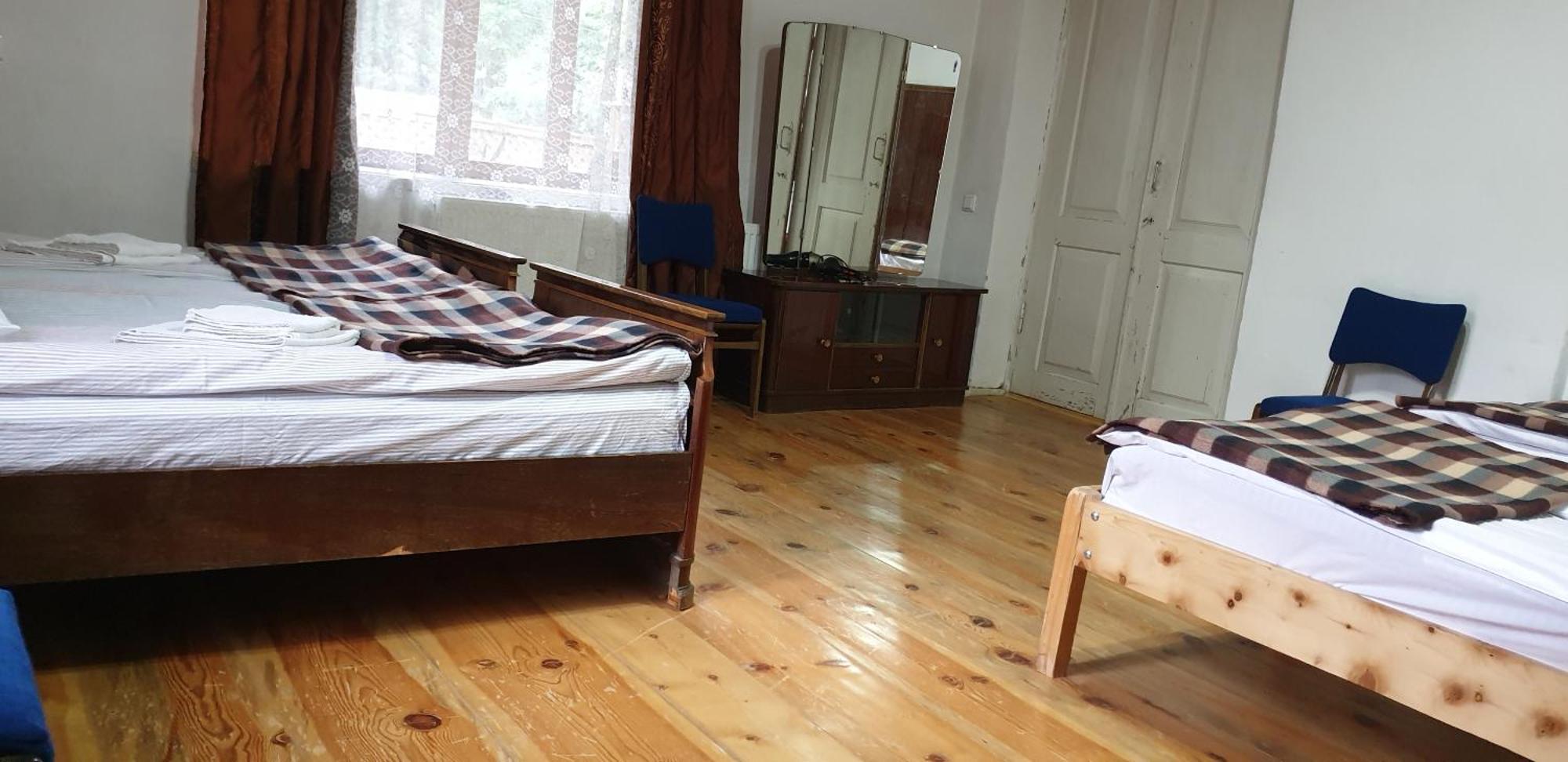 Guest House Svan-Ski Местія Екстер'єр фото