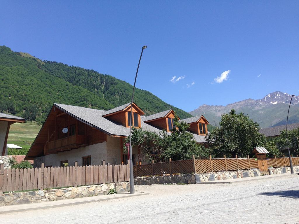 Guest House Svan-Ski Местія Екстер'єр фото